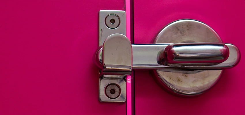 Childproof Gate Lock in Santa Monica, California