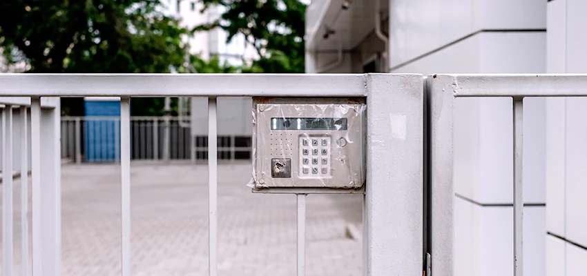 Gate Locks For Metal Gates in Santa Monica, California